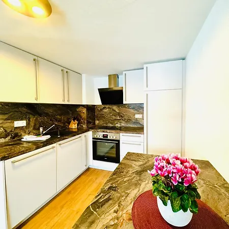 Hotel Appartement-hotel-allgayer Oy-Mittelberg
